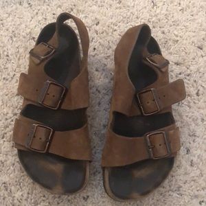 Birkenstock’s brown size 7 (euro 37)